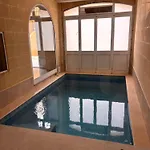 Hébergement de vacances Serenity Wellness With Private Sauna *