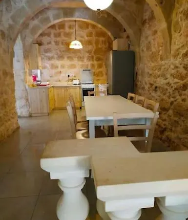 Double Heated Pools, Free Ac