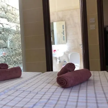 Vakantiehuis Double Heated Pools, Free Ac