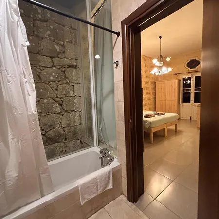 Serenity Wellness With Private Sauna Nyaraló Nadur