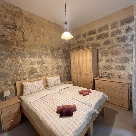 Serenity Wellness With Private Sauna Nyaraló Nadur