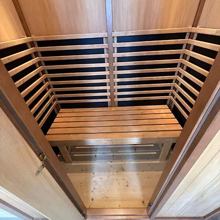 Serenity Wellness With Private Sauna *