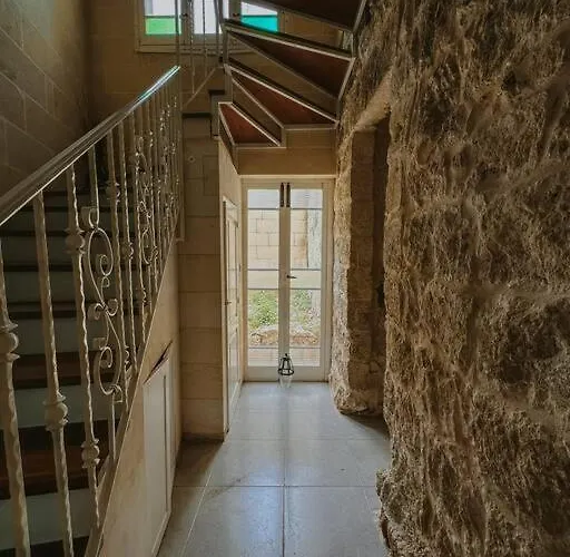 Tatil Evi Double Heated Pools, Free Ac Nadur