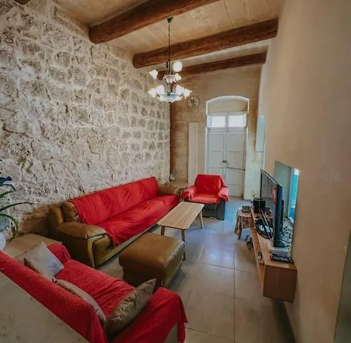 Double Heated Pools, Free Ac Nadur