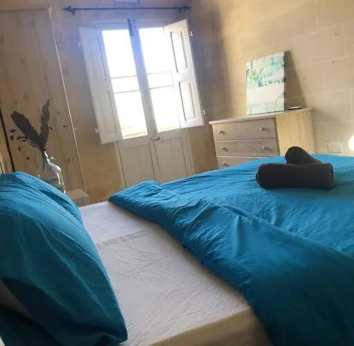 Double Heated Pools, Free Ac Nadur